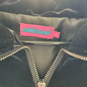 Edikted Black Velvet Puffer Jacket thumbnail 2