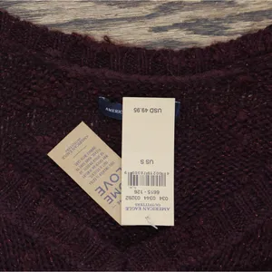NWT American Eagle Acrylic Wool Open Knit Pullover Sweater V-Neck Berry Purple S thumbnail 3