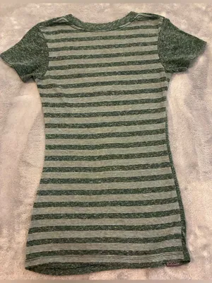 JanSport Women's Heathered Green V-Neck Tee Size Small thumbnail 4