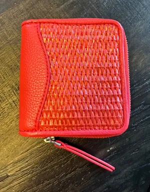 Vera Bradley Red Woven Straw Pebbled Leather‎ Zip Around Coin Purse Wallet EUC thumbnail 1