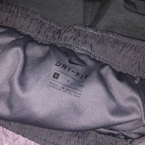 Nike Shorts do NOT request free shipping thumbnail 3