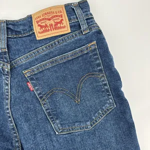Levi’s Wedgie Straight Jeans Denim Button Fly Stretch Dark Wash Size 29 thumbnail 6