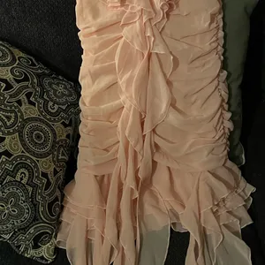 SheIn Pink,silk party dress with lots of frills. Size small. Never worn. Barbiecore thumbnail 5