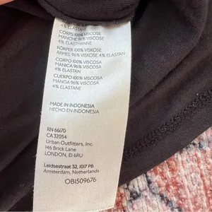 Free People Fresh and Clean Long Sleeve Tee in black Size Medium thumbnail 14