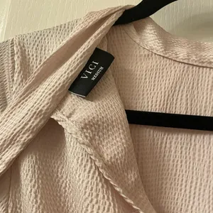 LIKE NEW Vici collection dress thumbnail 5