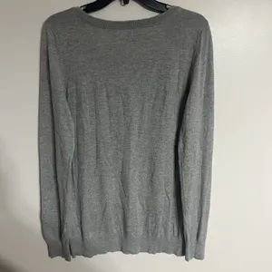 Banana Republic Women's Merino Wool Blend Gray Sweater Button Detail Size XL‎ thumbnail 8