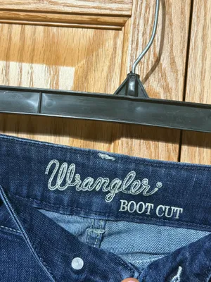 Wrangler Women's Boot Cut Jeans Dark Wash Blue 3x34 thumbnail 4