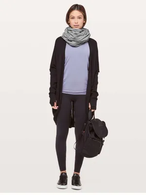 New with Tags Lululemon Black and White Herringbone Vinyassa Scarf thumbnail 2