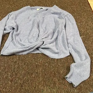 ASTR the label large‎ purple sweater thumbnail 3