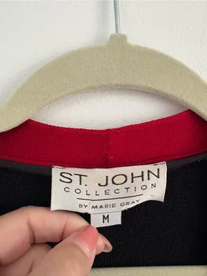 St. John Collection Knit Embossed Button Cardigan Sweater Size Medium thumbnail 2