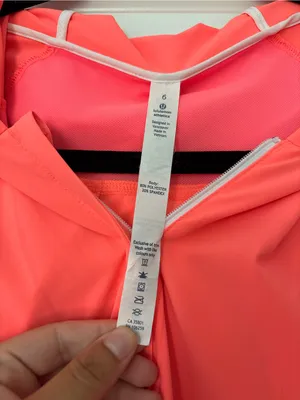 Lululemon Sun Showers Jacket thumbnail 4