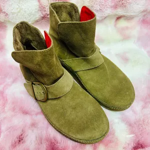 FitFlop‎ Dash Boot Size 7 Army Green Suede Ankle Buckle Microwobbleboard Women thumbnail 2