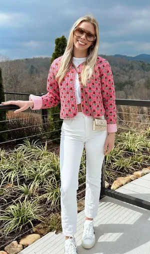 Pink quilted jacket Size L thumbnail 5