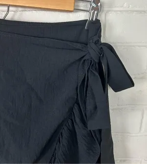 Pink Lily Classic Black Faux Wrap Ruffle Skirt Size M thumbnail 6