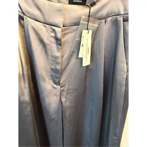 Express silky dress pants high waist wide leg size 6S thumbnail 2