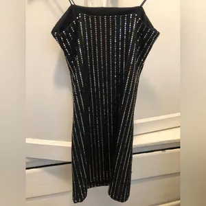 Forever 21 Black and Silver Sequins Mini Dress US Size Small thumbnail 5