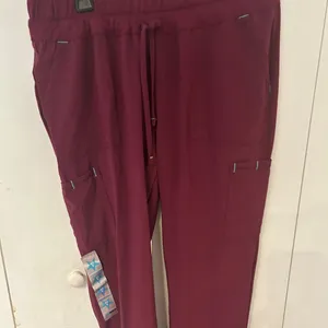 Scrubstar Women's Burgundy Scrub Pants plenty of pockets NWT SIZE small thumbnail 3