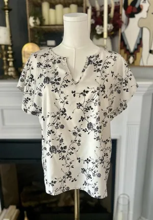 SHEIN Women’s Silky Floral Blouse Black & Ivory Size Medium Lightweight thumbnail 1