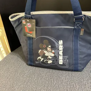 Chicago Bears Disney Mickey Bag Cooler thumbnail 11