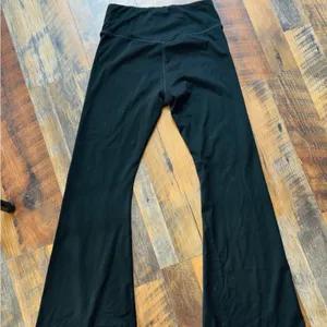 Black Flare Stretchy Pants Activewear Size Medium thumbnail 3