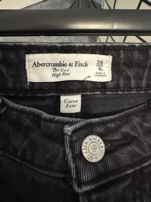 Abercrombie Curve Love Dad High-Rise Jeans thumbnail 3