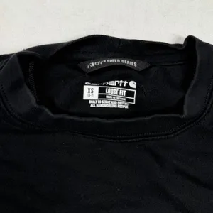 Carhartt Force Women’s XS Black Loose Fit Logo Sleeve Crewneck Sweatshirt thumbnail 3