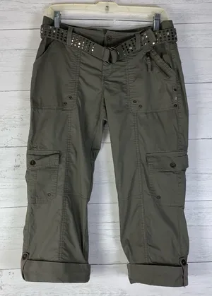 Apt.9 Cargo Capris With Studded Belt Women's Size 4 olive Green thumbnail 1