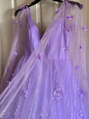 Ellie Wilde Lilac Embroidered Lace‎ Organza Sparkly Prom Dress w/Cape Sleeves 6 thumbnail 8