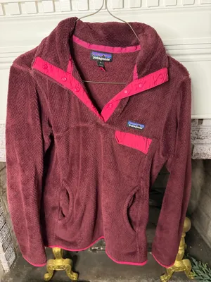 Patagonia Women's Small Snap-T Fleece Pullover Burgundy Pink thumbnail 1