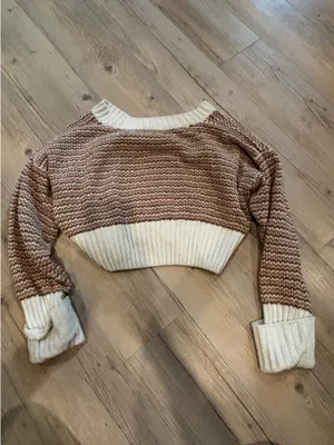 Pink republic cropped sweater woman’s thumbnail 4