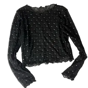 Stylish Long-Sleeve Top - Versatile Fashion Essential, Size Large thumbnail 1