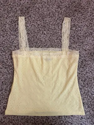 Yellow eyelet Edikted Top  thumbnail 2