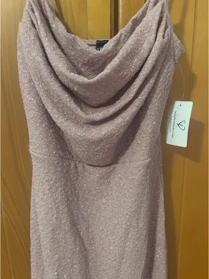 Pink Windsor Halter Maxi Dress with Slit thumbnail 6