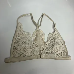 Victoria’s Secret Bralette‎ white lace lightly lined size small thumbnail 2
