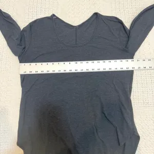 Lululemon Athletica medium Love Scoop casual long sleeve tee TLS2 2880 thumbnail 3