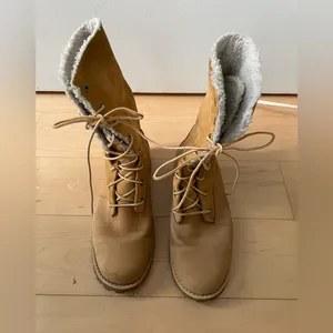 Timberland Women's Linden Woods Waterproof Fold-Down Winter Boots thumbnail 7