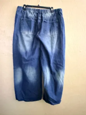 Wide Leg Women's Blue Denim Jeans with Button Detail waist 18", inseam 27" thumbnail 2