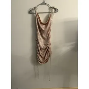 NWT HELLO MOLLY Gold/Bronze Sparkle Sequin Mini Dress Size‎ 6 Medium thumbnail 3