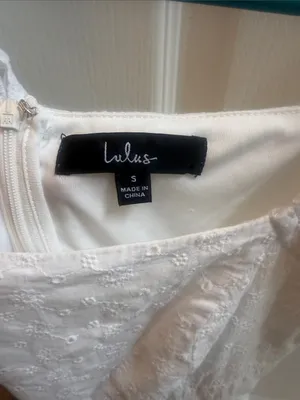 Lulu's White Eyelet Puff-Sleeve Peplum Top thumbnail 3