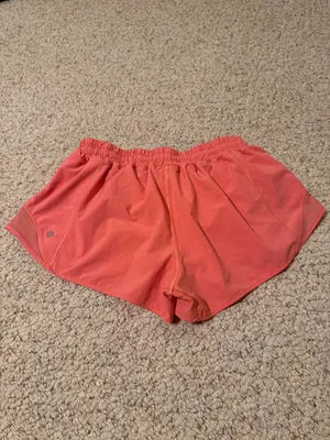 Lululemon Hotty Hot Shorts 2.5" thumbnail 2