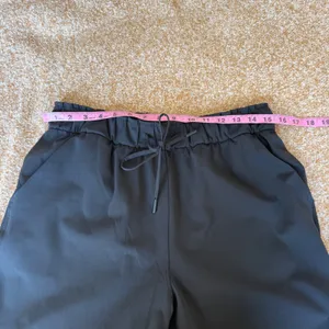 Lululemon Keep Moving Pant 7/8 High-Rise Black W5DCFS Size 10 Drawstring Jogger thumbnail 5