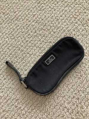 Gucci Black Canvas Zippered Pouch Bag Mini Metal Logo Plate Cosmetic GUC thumbnail 9