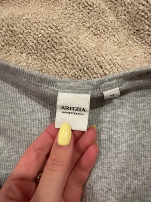 Aritzia Long Sleeve Wilfred thumbnail 2