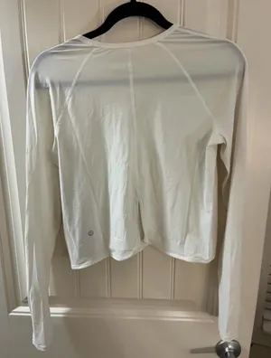 Lululemon Long Sleeve Top thumbnail 3