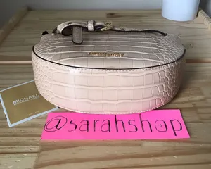 Michael Kors Purse thumbnail 5