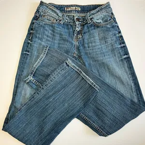 BKE Medium Wash Bootcut Jean low rise‎ sz 27x331/2 thumbnail 1