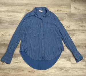 Billabong Blue & White Striped Long Sleeve Button Down Women's Shirt Size Small thumbnail 5