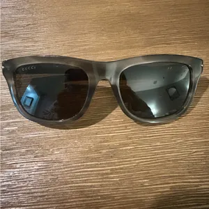 Gucci GG1444S Sunglasses Made in Italy Quiet Luxury Minimalist thumbnail 2
