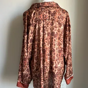 Intimately Free People Cheetah Leopard Floral Brown Silky Pajama Shirt Size L thumbnail 6