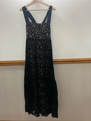 EUC Farm Rio Satin Trimmed Velvet Guipire Midi Dress size large retails $330. thumbnail 2